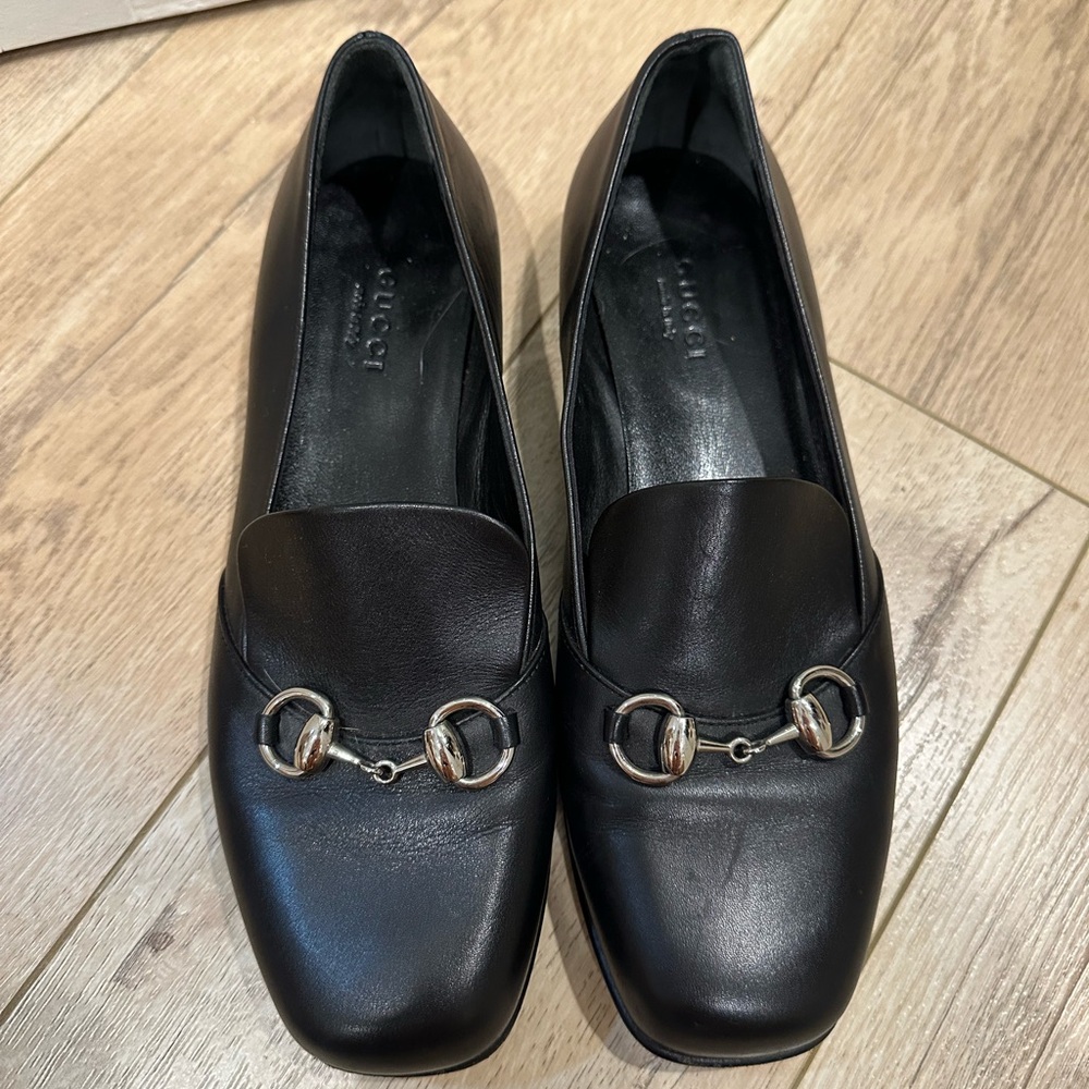 Gucci Black Leather Women's Loafers with Silver Accents